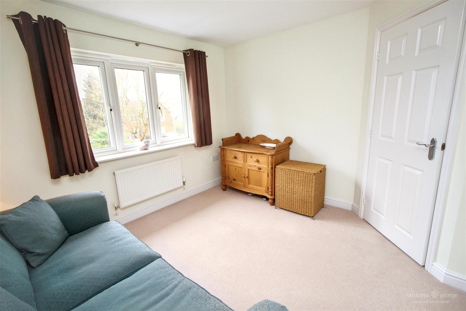 Clarendon Rise, Tilehurst, Reading
